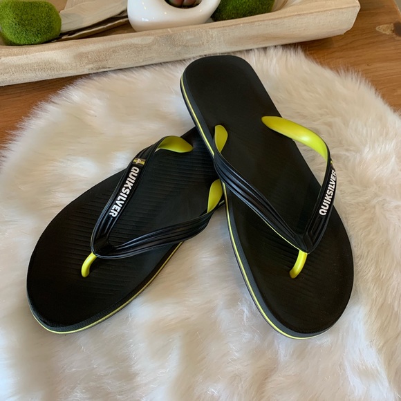 narrow width flip flops